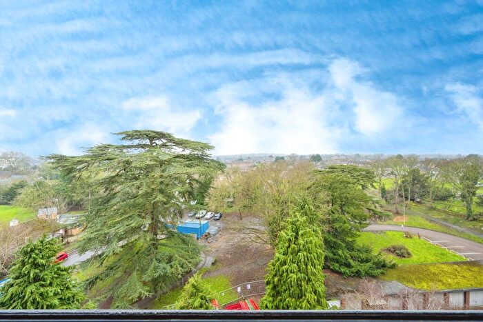 1 Bedroom Flat For Sale In Church Lane, Bedford, Bedfordshire, MK41