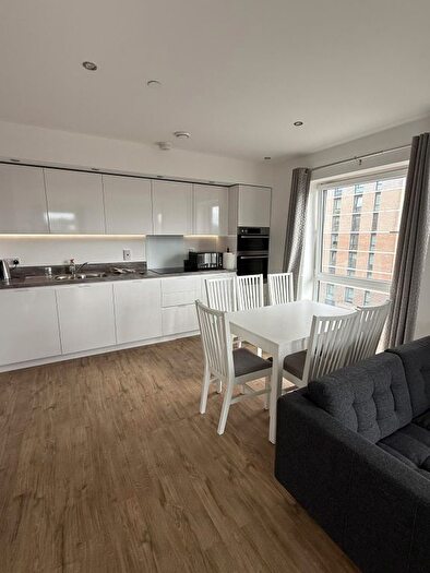 2 Bedroom Flat To Rent In Sterling Drive, LU2