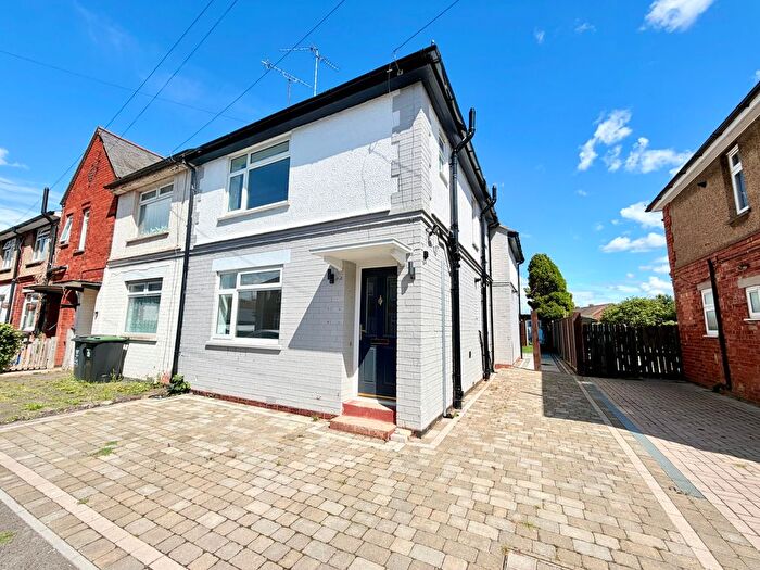 3 Bedroom Semi-Detached House To Rent In Newman Street, Higham Ferrers, Rushden, NN10