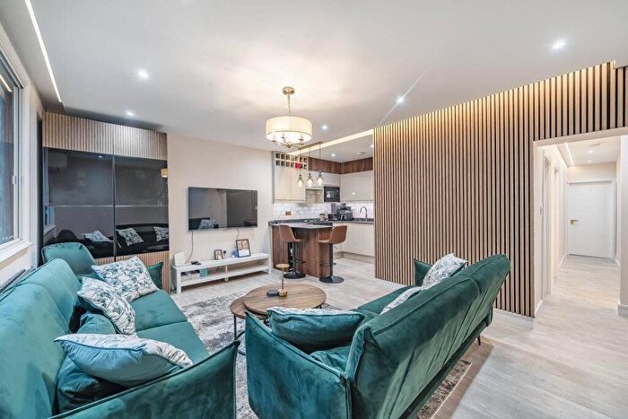 2 Bedroom Flat To Rent In Lupus Street, Pimlico, SW1V