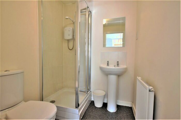7 Bedroom End Of Terrace House To Rent In Poppleton Close, Coventry, CV1