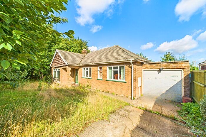 3 Bedroom Detached Bungalow For Sale In Westfield Road, Barton-upon-Humber, North Lincolnshire, DN18