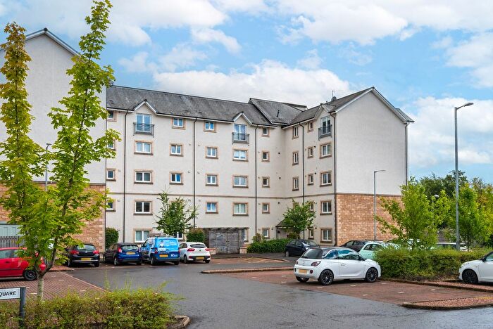 2 Bedroom Flat To Rent In Old Harbour Square, Riverside, Stirling, FK8