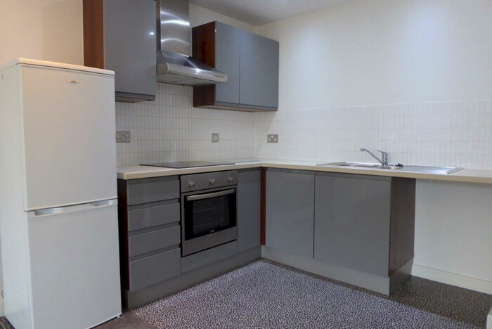 2 Bedroom Flat To Rent In Bridge Square Apartments, Kingsway, Lancaster, LA1