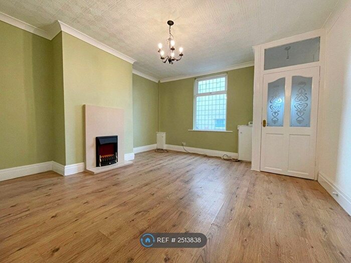 2 Bedroom Terraced House To Rent In Thomas Street, Westhoughton, Bolton, BL5