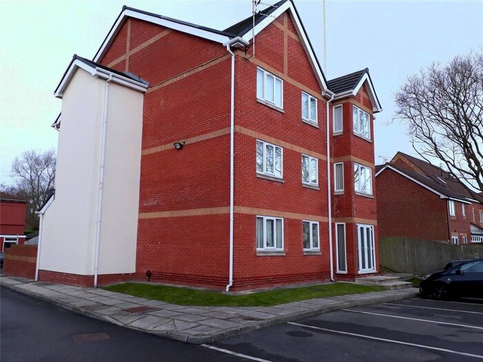 2 Bedroom Flat To Rent In Watery Court, St. Helens, Merseyside, WA9
