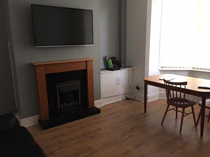 5 Bedroom House To Rent In Castle Boulevard, Lenton, East Midlands, NG7