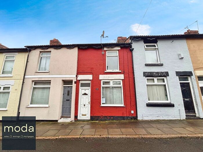 2 Bedroom Terraced House For Sale In Belfast Road, Liverpool, L13