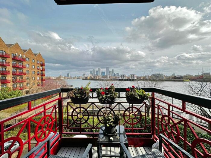 1 Bedroom Flat To Rent In Wapping Wall, London, E1W