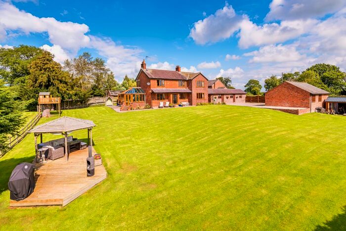 5 Bedroom Detached House For Sale In Hanmer, Whitchurch, SY13