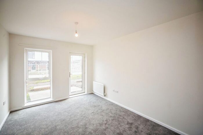 2 Bedroom Flat For Sale In Chilmington Rise, Great Chart, Ashford, TN23