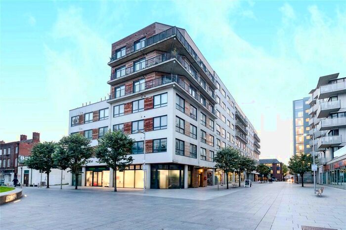 2 Bedroom Apartment To Rent In Mayer House, Chatham Place, Reading, Berkshire, RG1