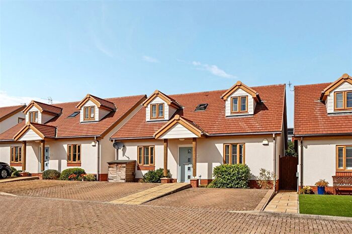 4 Bedroom Detached House For Sale In Court Farm Close, Longwell Green, Bristol, BS30