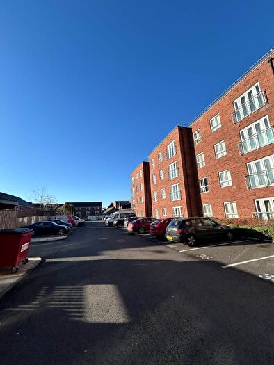 2 Bedroom Flat To Rent In Spires View, Warrington, WA1