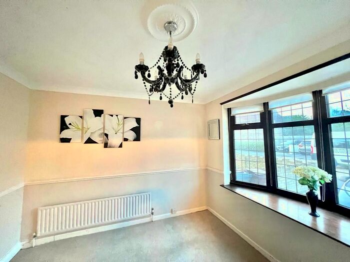 3 Bedroom Terraced House To Rent In Martin Road, Dagenham, Essex, RM8