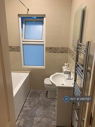 5 Bedroom Terraced House To Rent In Montpelier Gardens, London, E6