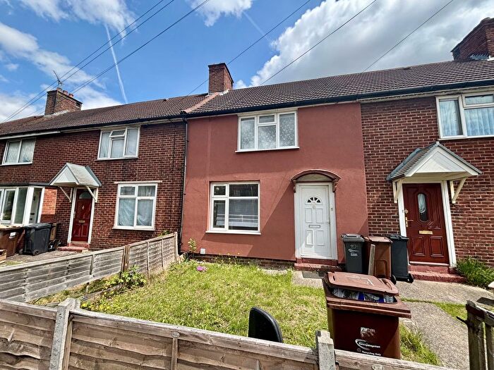 3 Bedroom Terraced House To Rent In Wood Lane, Dagenham, RM10