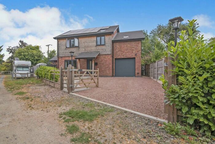 4 Bedroom Detached House For Sale In Mill Lane, Much Cowarne, Bromyard, HR7