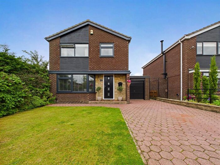 3 Bedroom Detached House For Sale In Hertford Close, Whitley Bay, NE25