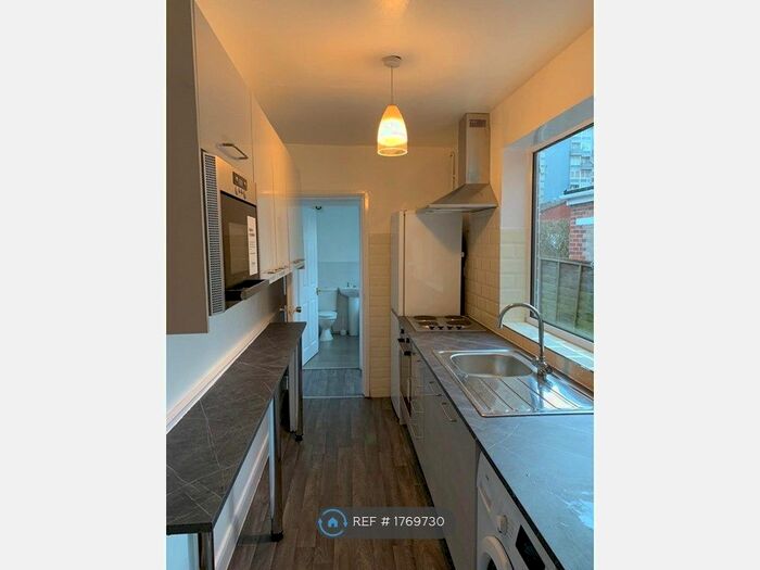 4 Bedroom End Of Terrace House To Rent In Colchester Street, Coventry, CV1