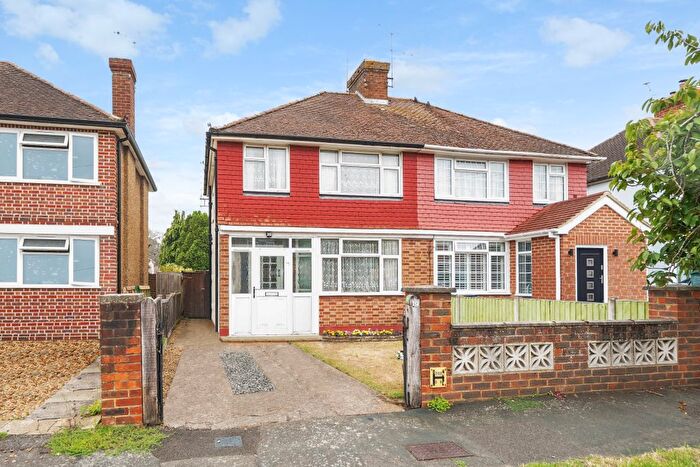 3 Bedroom Semi-Detached House For Sale In Selwood Road, Woking, GU22