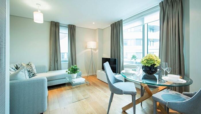 3 Bedroom Flat To Rent In Merchant Square, Paddington Basin, W2