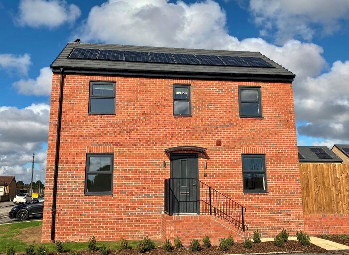 3 Bedroom Detached House To Rent In Cowan Grove, Hull, East Riding Of Yorkshire, HU9