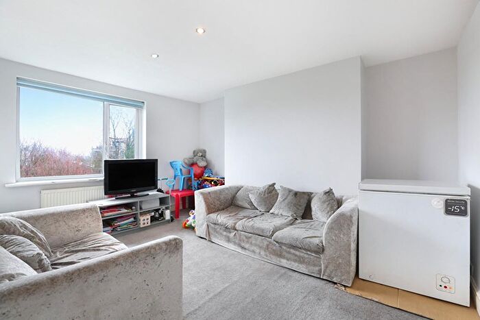 1 Bedroom Flat For Sale In Devonshire Road, London, SE23