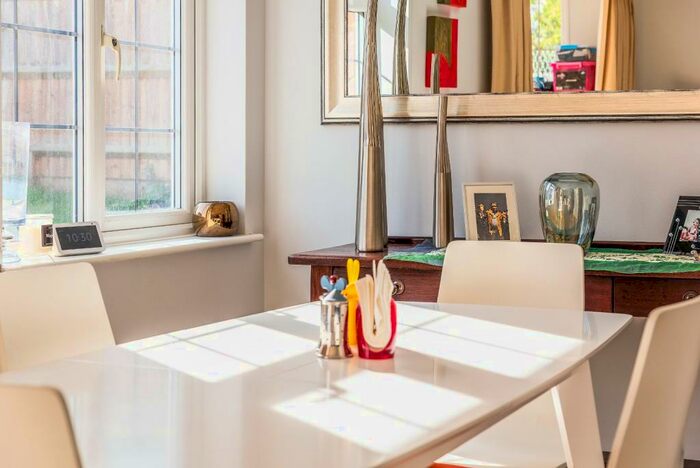 3 Bedroom Detached House To Rent In Hemwood Road, Windsor, Berkshire, SL4