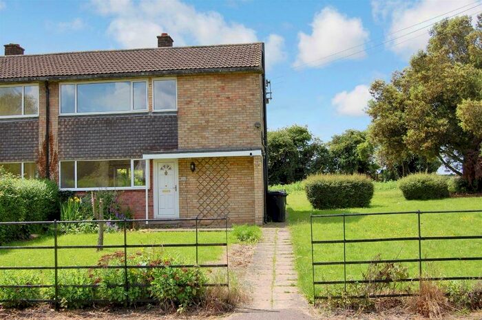 3 Bedroom Semi-Detached House To Rent In Bridge End Road, Grantham, NG32