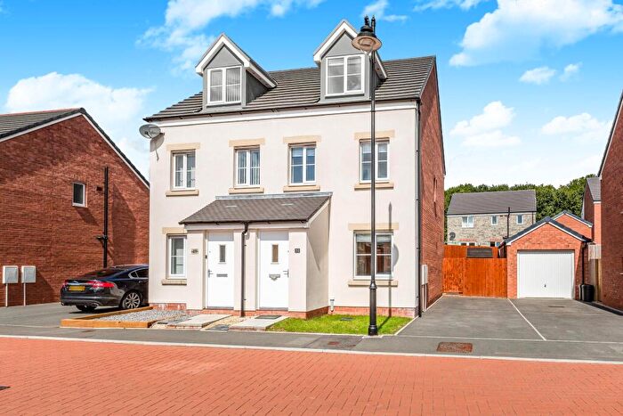 3 Bedroom House To Rent In Clos Y Coed Casten, Parc Derwen, Coity, CF35