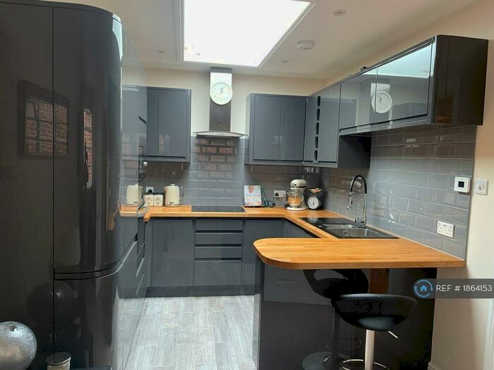 1 Bedroom Flat To Rent In East Street, Alresford, SO24