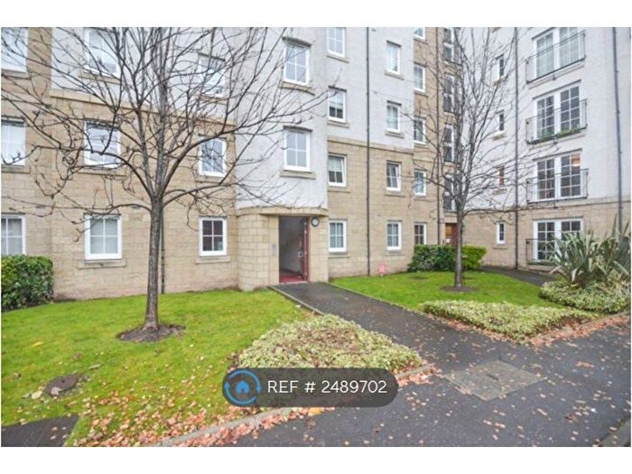 2 Bedroom Flat To Rent In Giles Street, Edinburgh, EH6