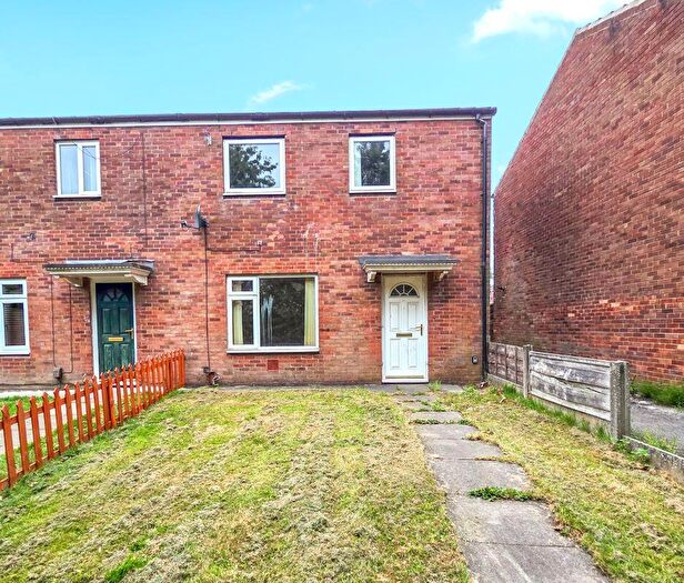 3 Bedroom End Of Terrace House For Sale In Dove Walk, Farnworth, Bolton, BL4