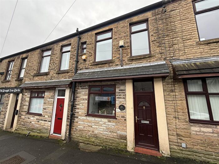 2 Bedroom Terraced House For Sale In Waggon Road, Mossley, Ashton-Under-Lyne, OL5