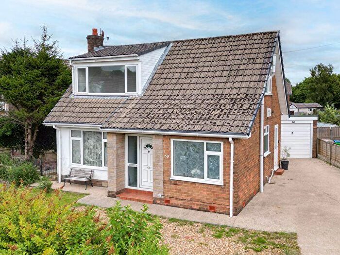 3 Bedroom Detached House For Sale In Elmpark Grove, Rochdale, OL12