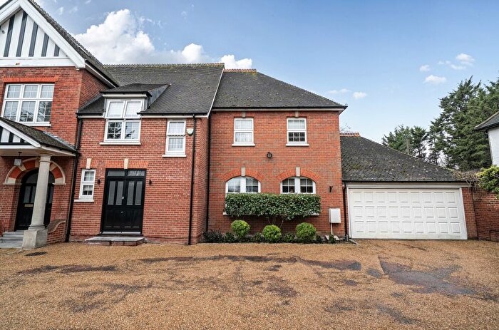 5 Bedroom Semi Detached House For Sale In Orchard Road, Bromley, BR1