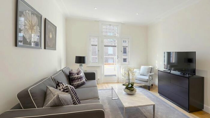 3 Bedroom Flat To Rent In Hamlet Gardens, Ravenscourt Park, Ravenscourt Park, W6