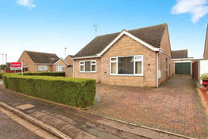 3 Bedroom Detached Bungalow For Sale In Borrowdale Close, Peterborough, PE4