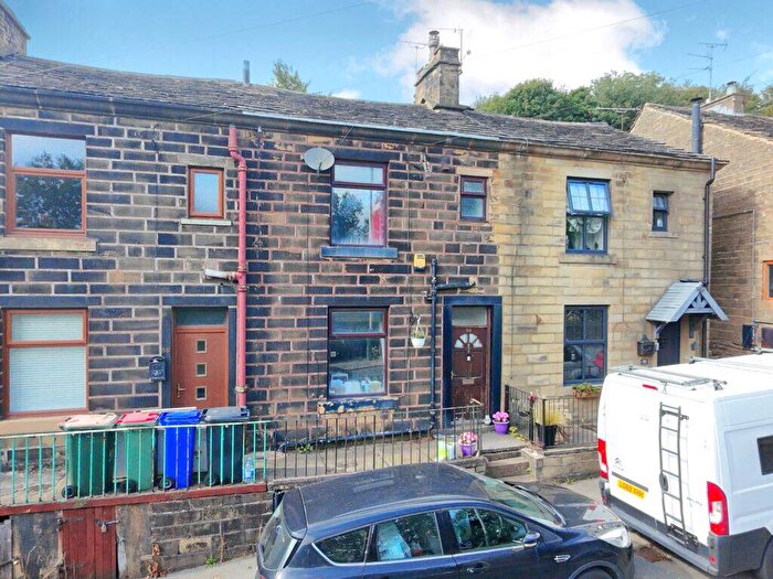 2 Bedroom Terraced House For Sale In Todmorden Road, Bacup, OL13