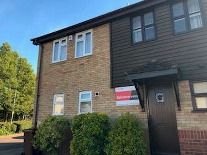 2 Bedroom Terraced House To Rent In Solomon Road, Rainham, Gillingham, ME8