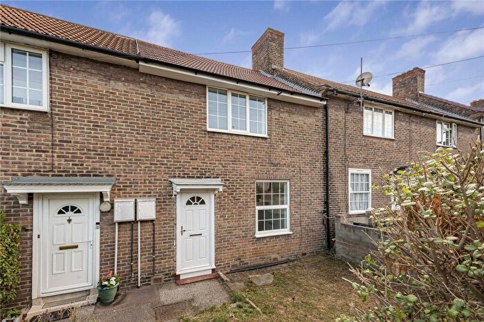 3 Bedroom Terraced House For Sale In Dagonet Road, Bromley, BR1
