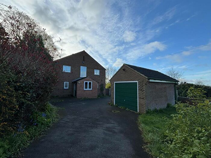 4 Bedroom Detached House To Rent In High Street, Measham, DE12