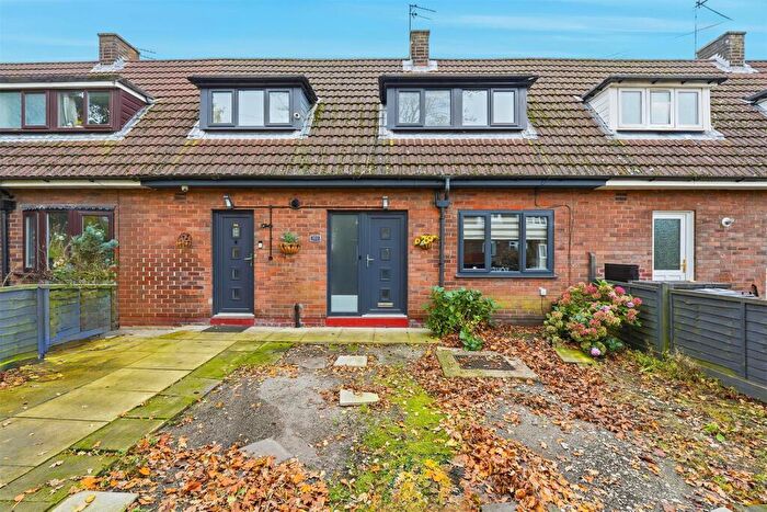 2 Bedroom Terraced House For Sale In Warwick Road, Macclesfield, SK11