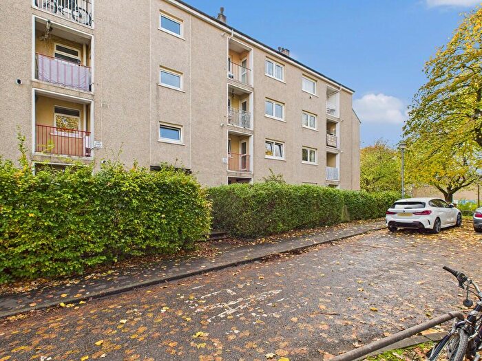 2 Bedroom Apartment To Rent In Whitehill Street, Glasgow, G31