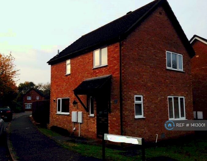 3 Bedroom Detached House To Rent In Colley Hill, Milton Keynes, MK13