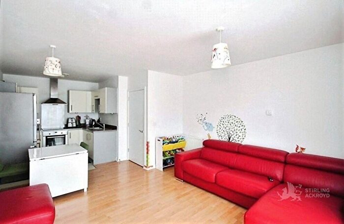 1 Bedroom Apartment To Rent In Whitestone Way, Croydon, CR0
