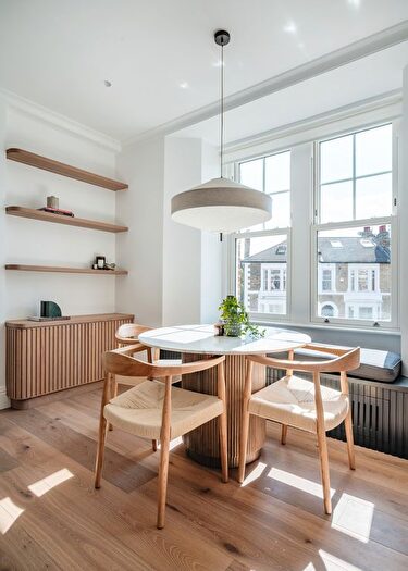 2 Bedroom Flat To Rent In Arundel Mansions, Kelvedon Road, London, SW6