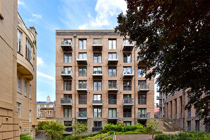 2 Bedroom Apartment To Rent In Sugar House, French Yard, Bristol, BS1