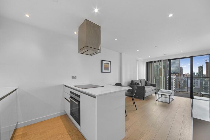 1 Bedroom Flat To Rent In Horizons Tower, Yabsley Street, E14